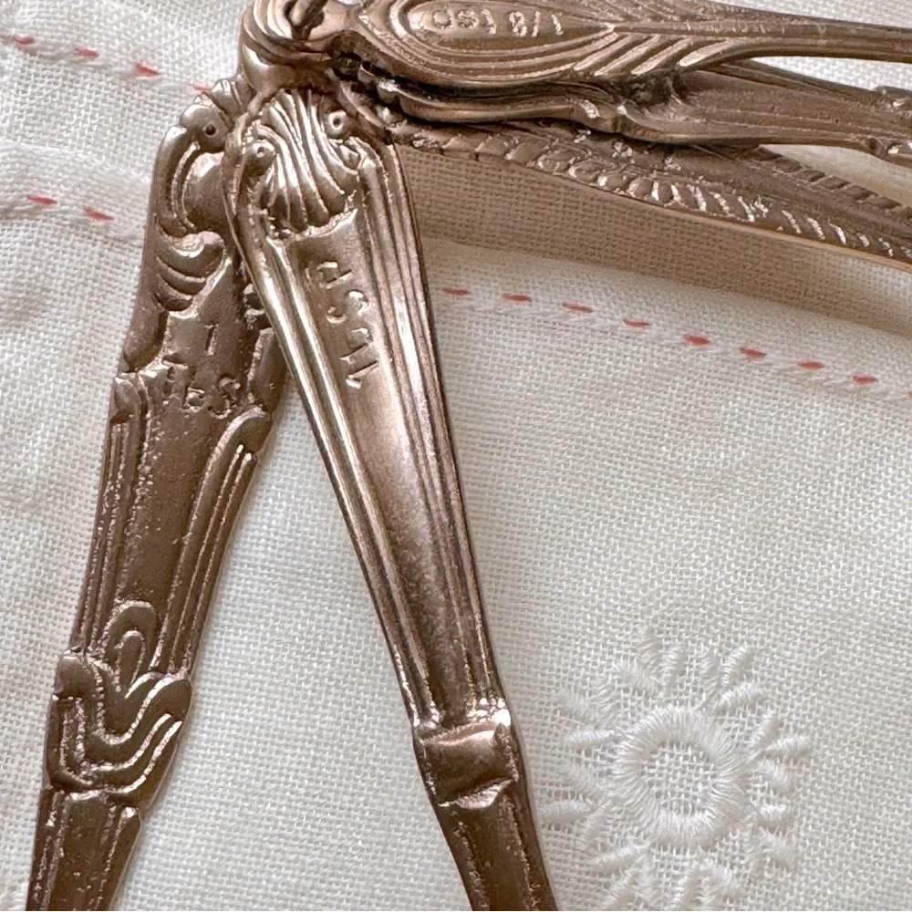 Anthropologie Vintage Flatware Measuring Spoons Safety Pin Copper Set Of 6 Rare